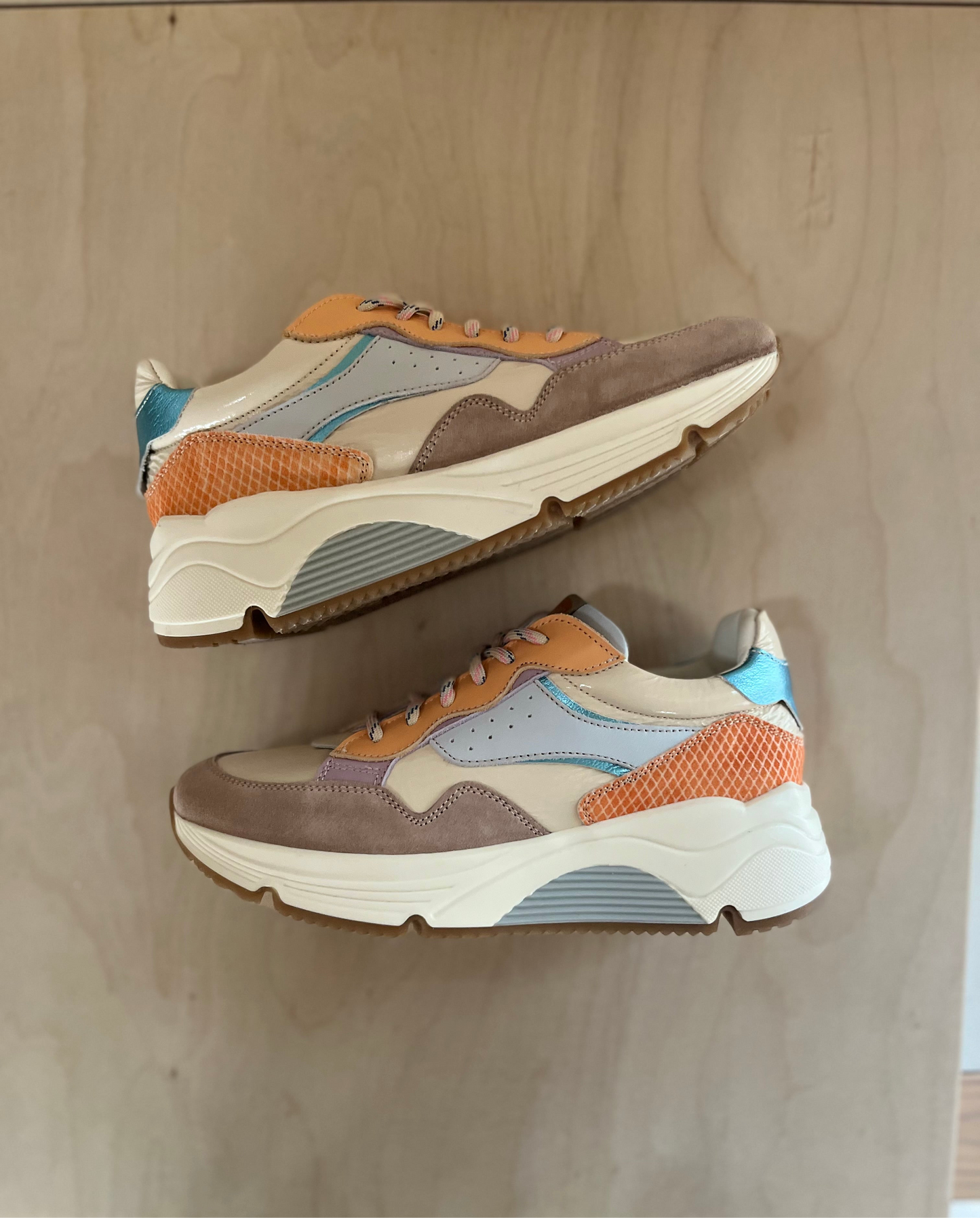 runner - sand peach blue - dames