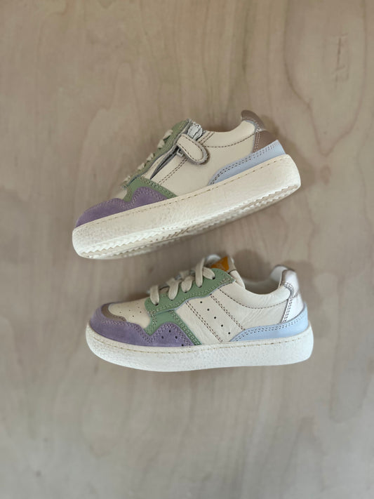 sneaker puck - milk green lila