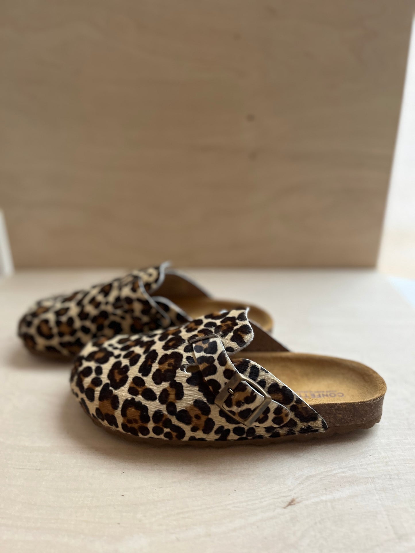 clogs - leopardo