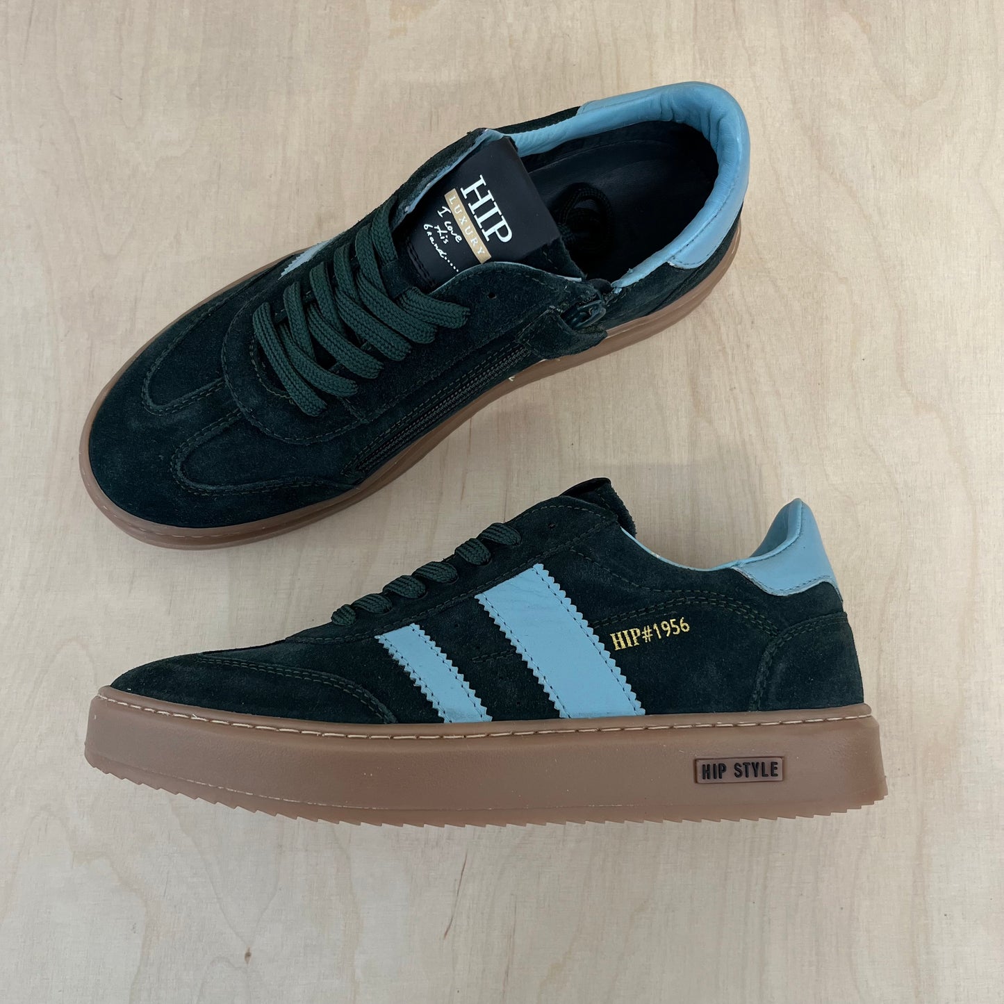 sneaker harry - groen suede, azuurblauwe strepen