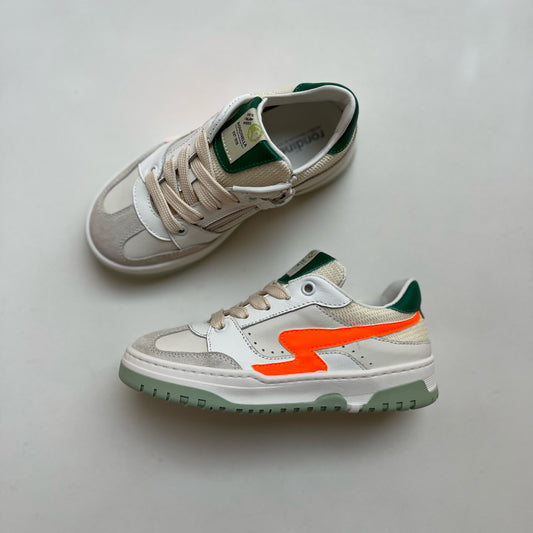 sneaker - wit oranje bliksem, groene details