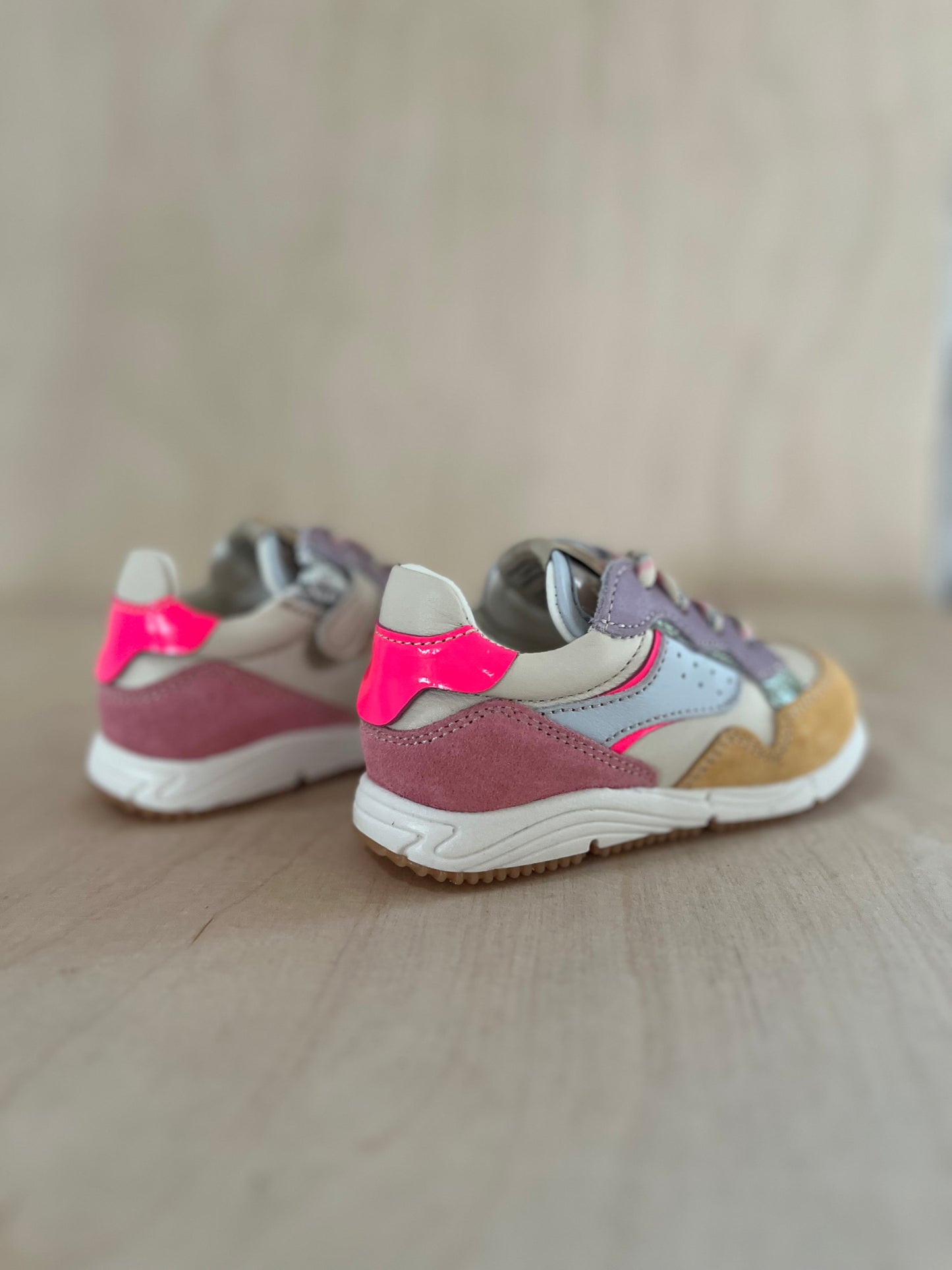 runner - peach  lila roos