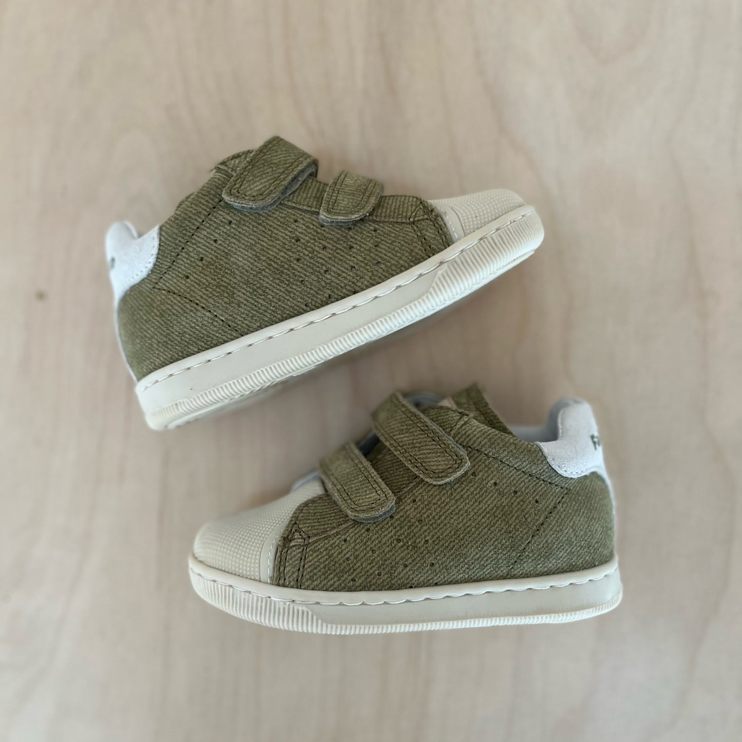 sneaker velcro moon - gummy,  stone