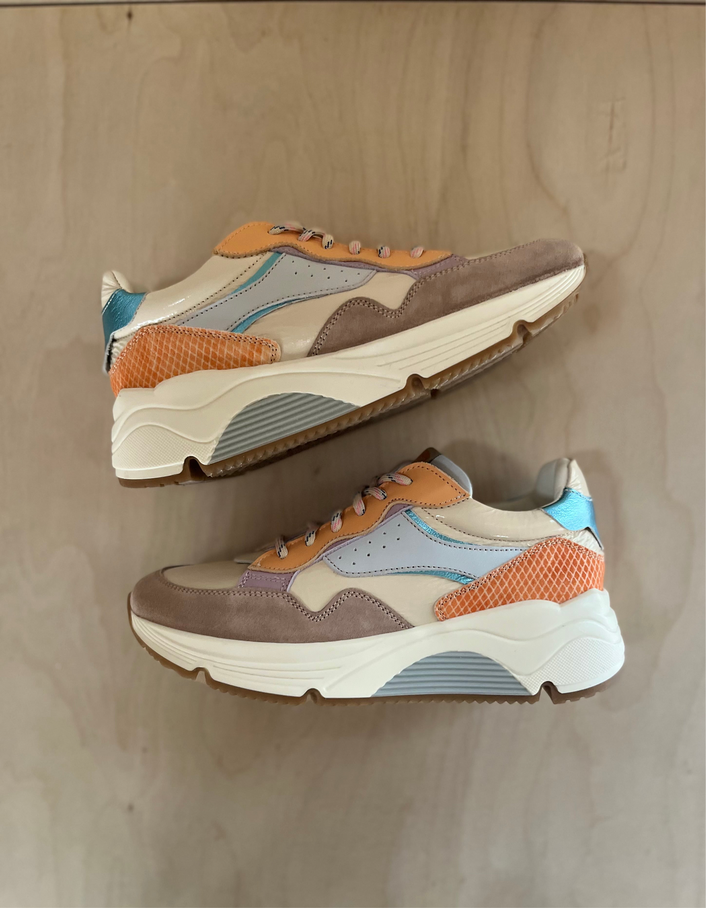 runner - sand peach blue - dames