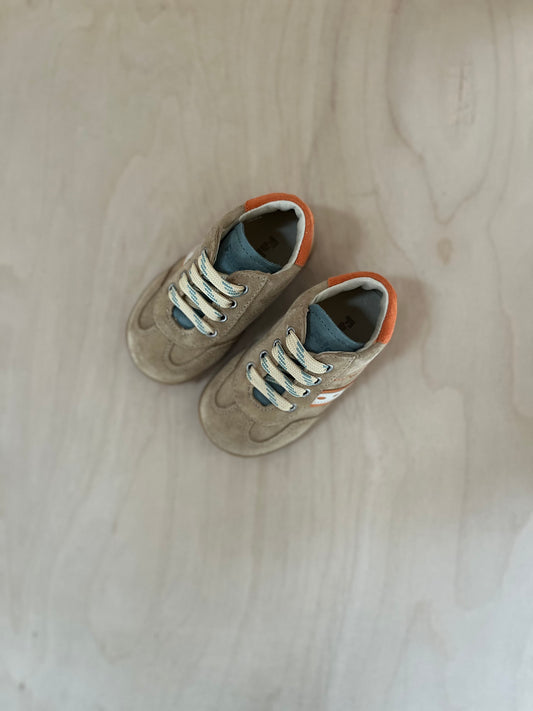 sneaker saleo - sand orange