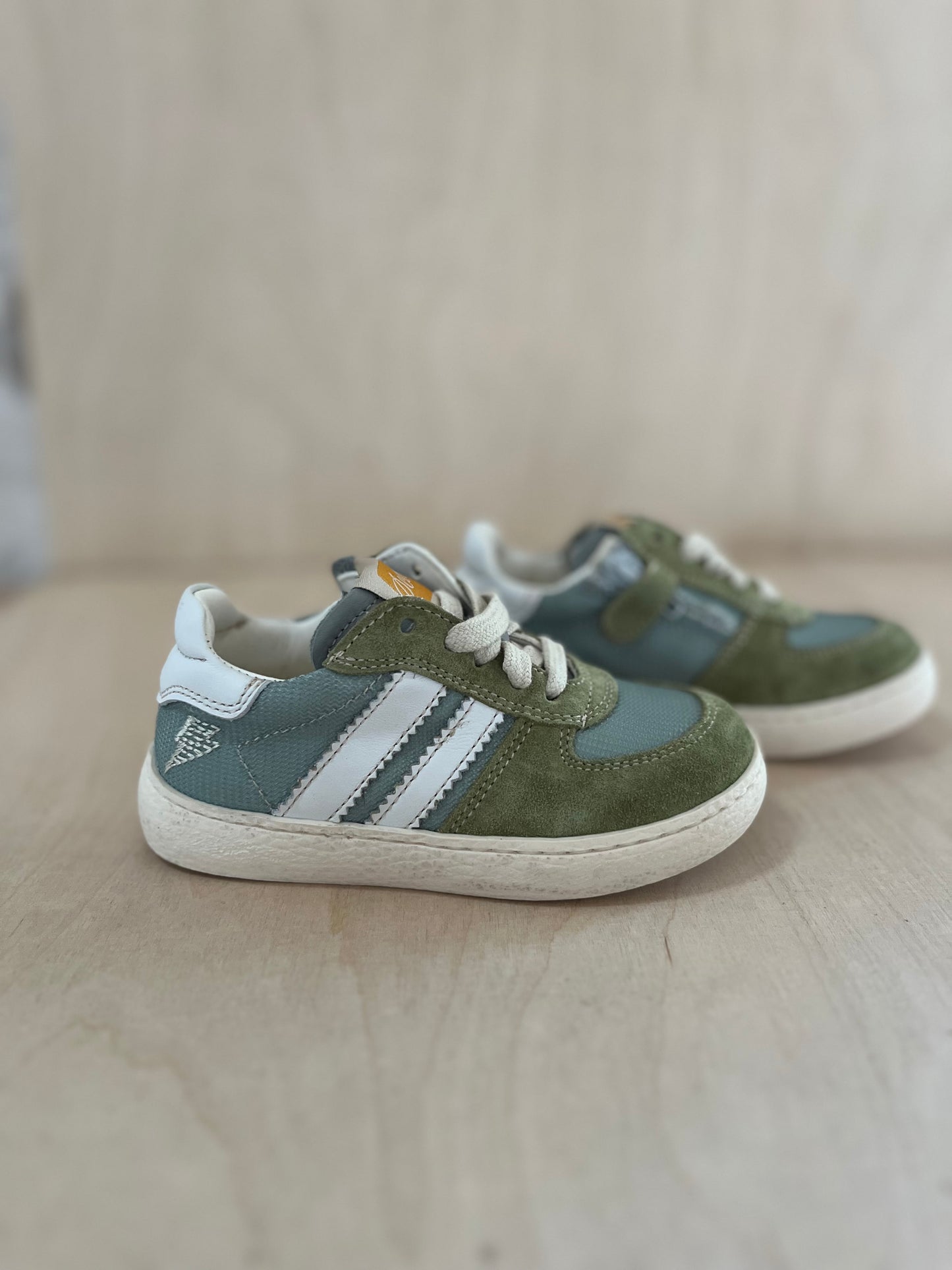 harry sneaker - mazaru groen, ecru strepen