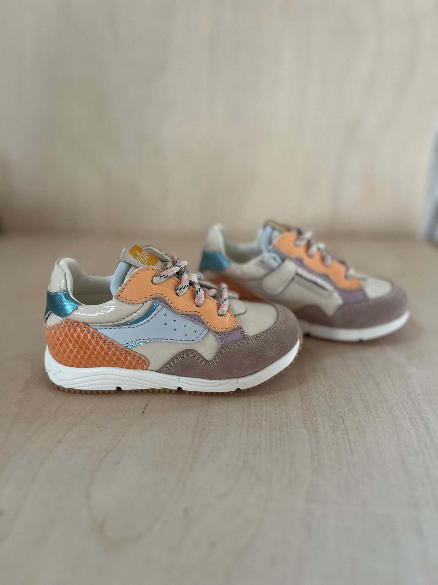 runner - sand peach blue