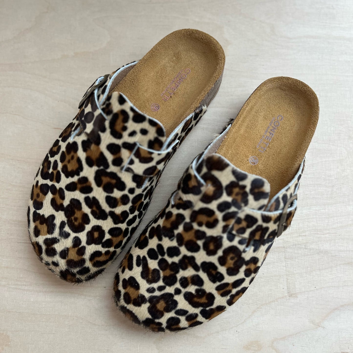 clogs - leopardo