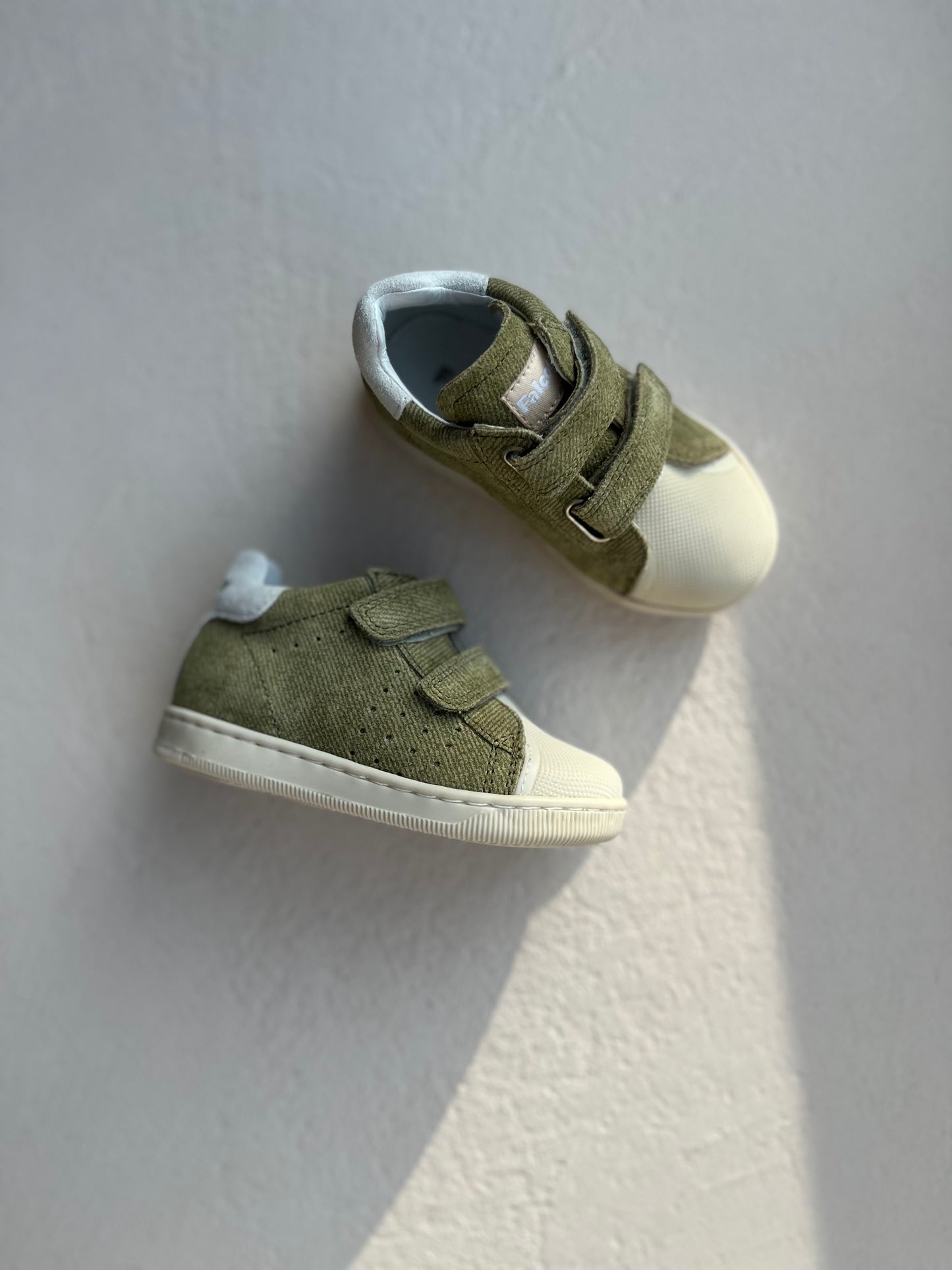 sneaker velcro moon - gummy,  stone