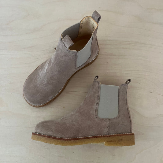 boot - dusty mauve suede